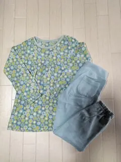 ユニクロ ドット柄 マイクロフリースパジャマセット S(110〜125cm)