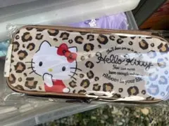 ハローキティ ヒョウ柄 ペンケース 　レオパード柄 スリムペンケース