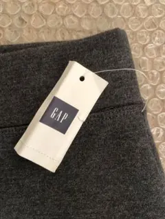 GAP ギャップ ダークグレー スカート