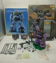 【期間限定値下中】組立済み BANDAI MG MS-09 DOM 1/100のサムネイル