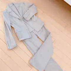 パンツスーツ　PIECEMONTEEのサムネイル