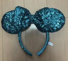 Item thumbnail for item f5662dc2-dbf6-4011-8851-7d6bf3ccc849