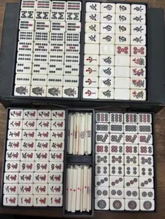 麻雀牌セット 専用ケース付き