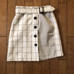 チェック柄タイトスカート ベルト付き