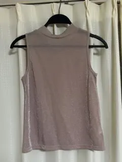 Darich ベージュ ハイネック ノースリーブ