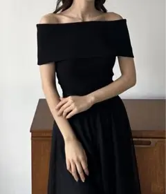 Louere オフショルダー ニットトップス Sサイズ 黒