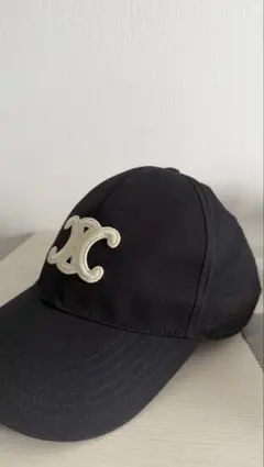 CELINE トリオンフ ブラック Mサイズ 未使用 - メルカリ
