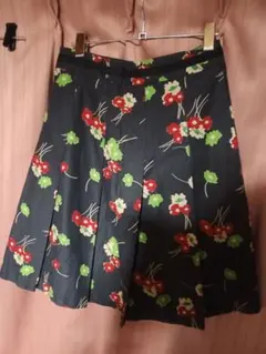 ローラアシュレイ　フレアスカート 花柄