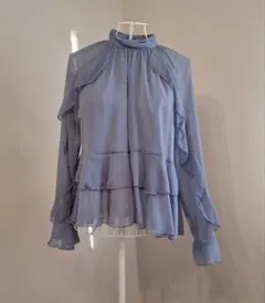 ZARA フリル付きブラウス