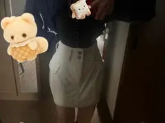 ミニ　スカート