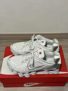 未使用級】NIKE SHOX TL AR3566-103 22.5センチ - メルカリ