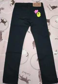 A BATHING APE　レディースパンツBLACKのサムネイル