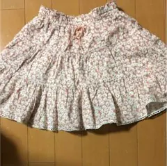 スカートのサムネイル