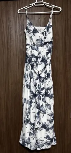 LIP SERVICEフローラルプリント キャミフレアパンツ