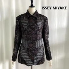 ISSEY MIYAKE ジャケットデザインのサムネイル