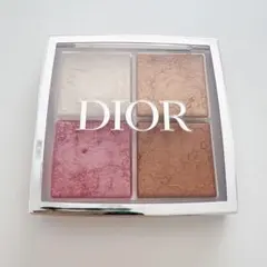 ディオール　バックステージフェイスグロウパレット　001
