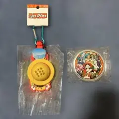 ユニバ ワンピースプレミアサマー ボトル&タオルホルダー コレクタブル缶バッジ