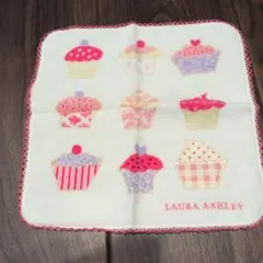 LAURA ASHLEY タオルハンカチ カップケーキ柄のサムネイル