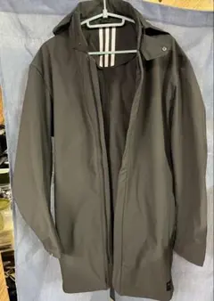 adidas 撥水コート　着脱フード付き