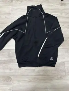 adidasトラックジャケット y2k 平成