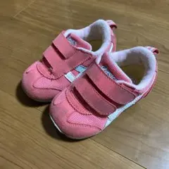asics アシックス　スクスク　スニーカー 13.5センチ