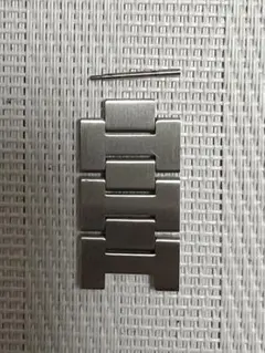 美品　カルティエ パシャ 腕時計 コマ 18mm 3個セット パーツ 部品　旧型 美品 カルティエ パシャ 腕時計 コマ 18mm 3個セット パーツ 部品 旧型