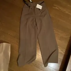 新品　パンツのサムネイル