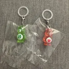 ケアベア　クリアチャームマスコット2 緑　赤