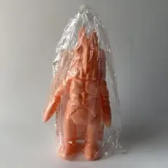 ビームス バルタン星人　m1号　50体限定 M1号・BEAMS限定「バルタン星人2代目ピンク」 - モンスターズ・ラボ