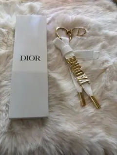 Dior JADORE チャーム ホワイト