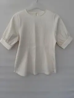 【新品】URBAN RESEARCH アイボリー 半袖ブラウス