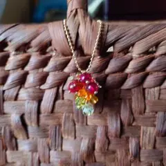 木の実モチーフのバッグチャーム　チェコビーズ　ハンドメイド