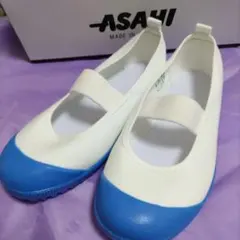 Item thumbnail for item 8215e11c-91ff-42a2-aee7-f601a1cd18ad