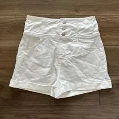 平成ギャル　ショートパンツ　ホワイト　白