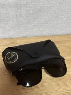 Ray-Ban RB4333D ブラックサングラス ケース付き