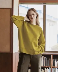 GU ジーユー　イエロー クルーネック ニット M マスタード