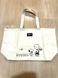 未使用品PEANUTS スヌーピー 大判キャンバストートバッグ