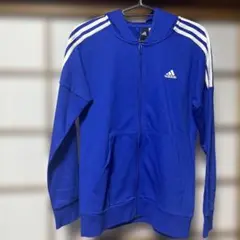 adidas 青 パーカー 新しいタグ付き
