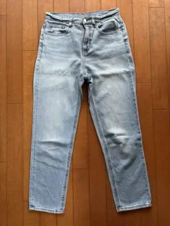 GU デニムジーパン　ライトブルー　Sサイズ