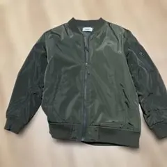 カーキ　ジャンパー