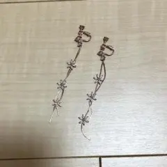 花モチーフ シルバー ロングイヤリング