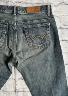 Item thumbnail for item 98a2c1f6-f317-4ccf-a507-f68feb1a8a77