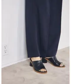 TODAYFUL レザーサンダル ブラックのサムネイル