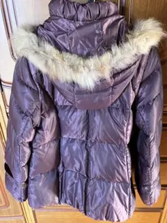 パープル ダウンジャケット たぬきファー付きフード