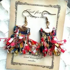 再販38⭐　赤　フリンジ　カラフル　ピアス　イヤリング　秋　タッセル　ネイティブ