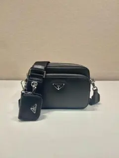 PRADA ショルダーバッグ ブラックのサムネイル