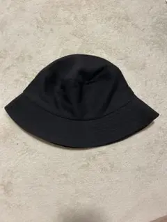 黒 バケットハット