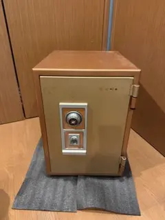 【直接引取限定】 耐火金庫 キング工業 BS-50C 中古品 メルカリ