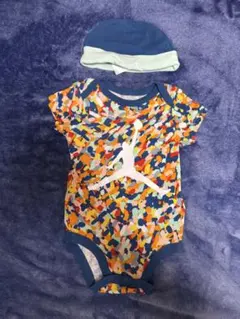 ナイキ　ジョーダン　ロンパース