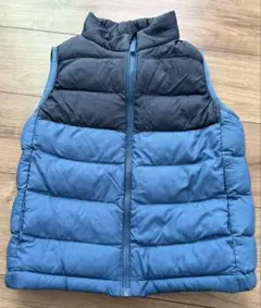 ユニクロ　中綿ベスト サイズ120 くすみブルーとネイビー